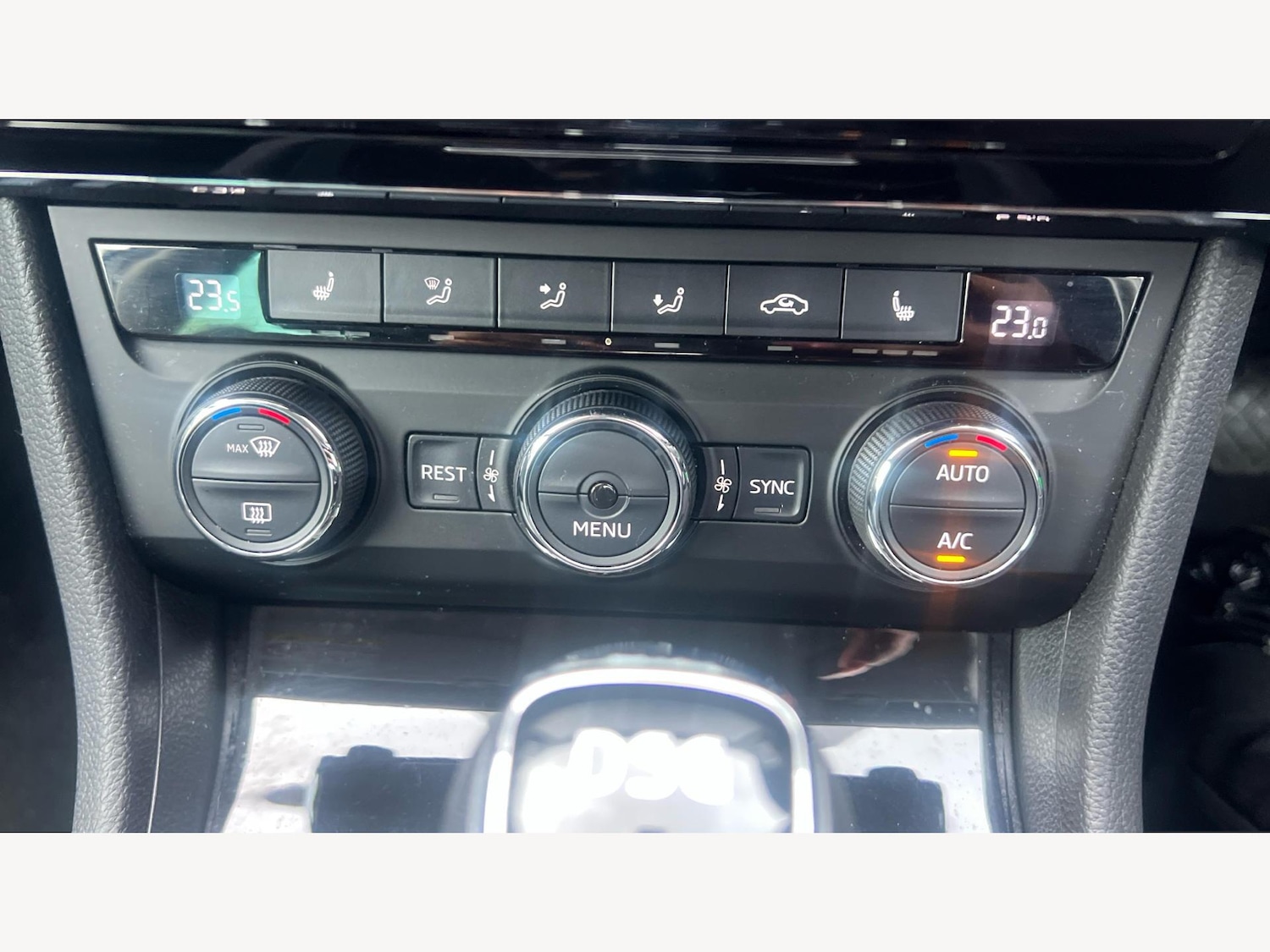 Used Skoda Superb 2017 for sale - 77574539: Photo 27