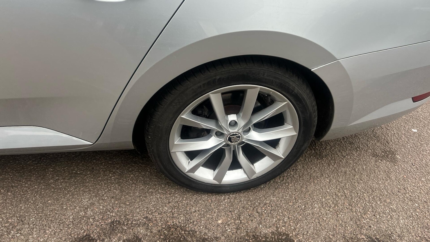 Used Skoda Superb 2017 for sale - 77574539: Photo 38