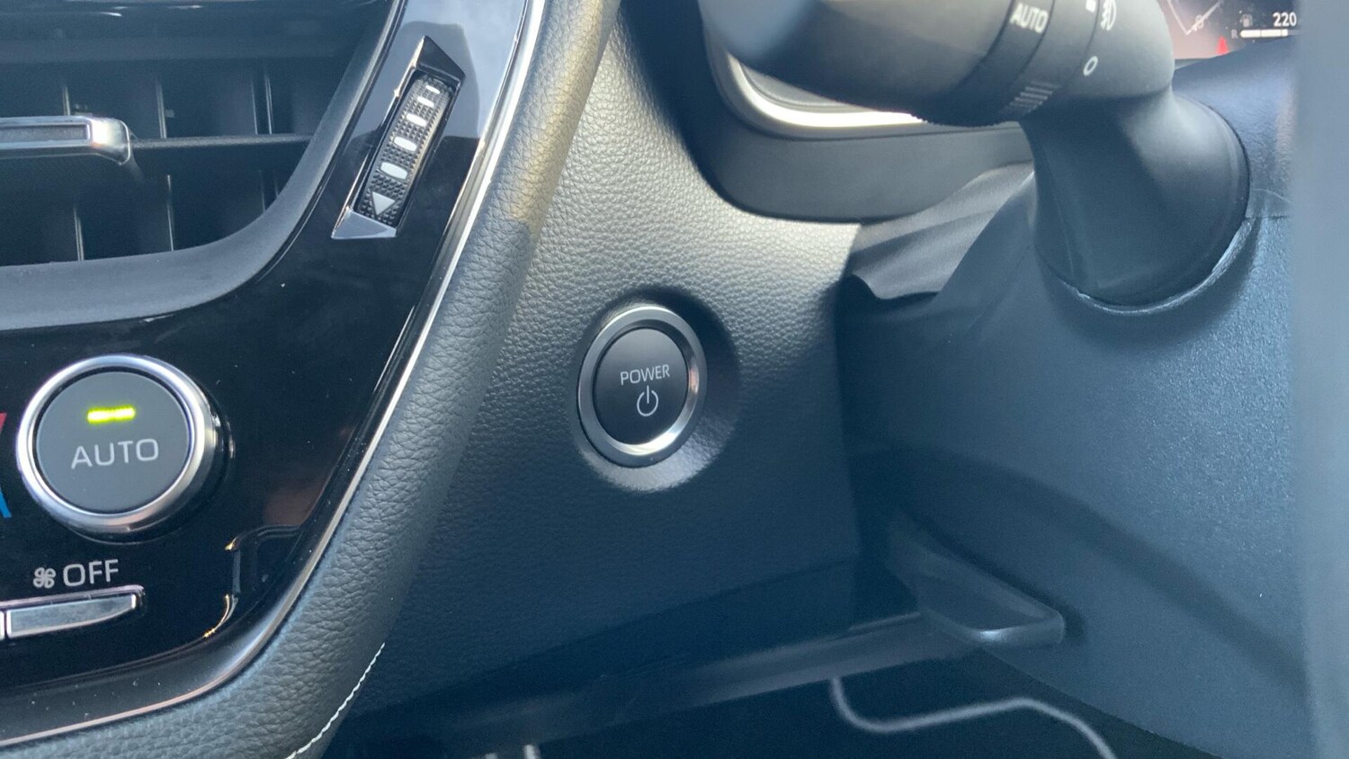 Used Toyota Corolla for sale - 77657941: Photo 34