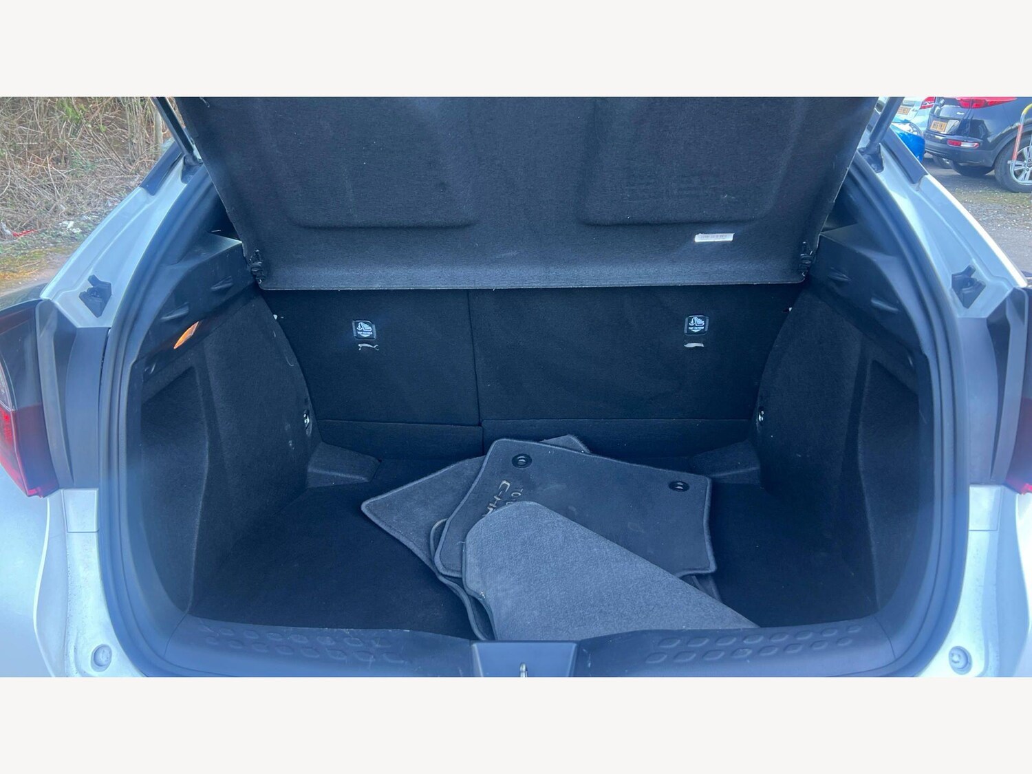 Used Toyota C-HR 2022 for sale - 78020075: Photo 16