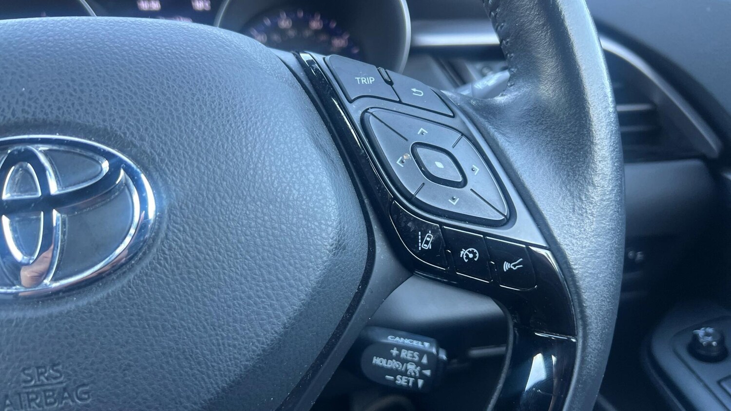 Used Toyota C-HR 2022 for sale - 78020075: Photo 42