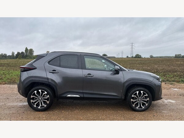Used Toyota Yaris Cross 2023 for sale - 76175208: Photo 18