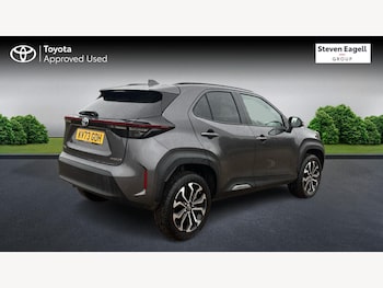 Used Toyota Yaris Cross 2023 for sale - 76175208: Photo 2