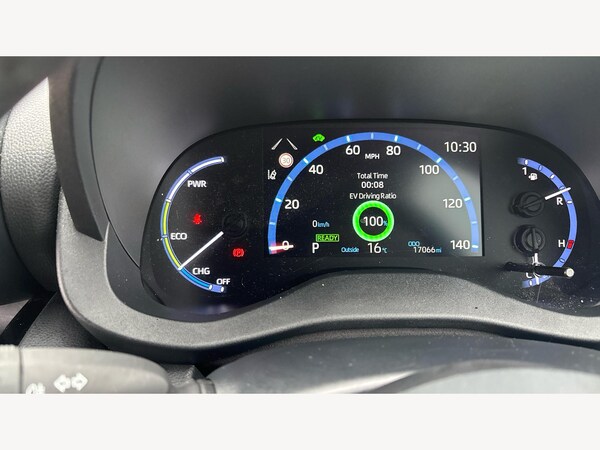 Used Toyota Yaris Cross 2023 for sale - 76175208: Photo 33