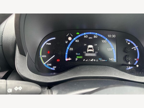 Used Toyota Yaris Cross 2023 for sale - 76175208: Photo 34