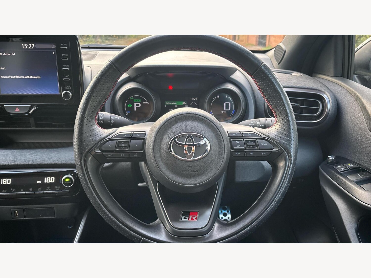 Used Toyota Yaris 2022 for sale - 76620299: Photo 10