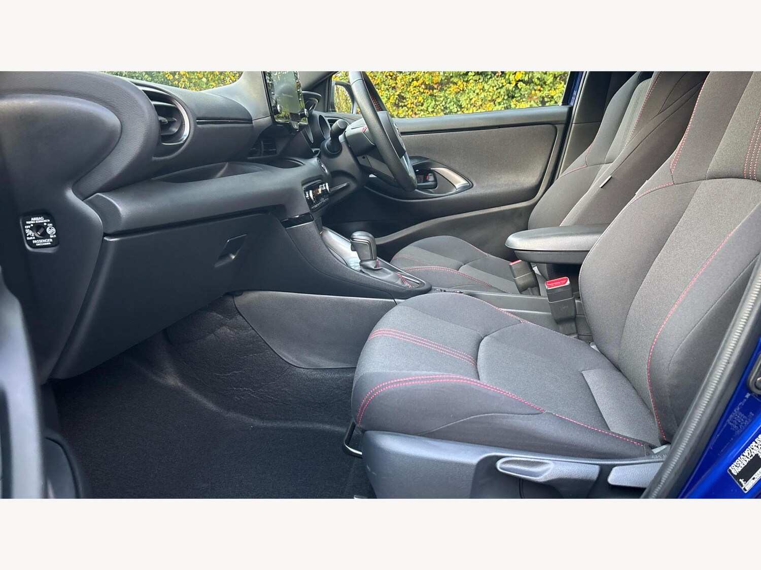 Used Toyota Yaris 2022 for sale - 76620299: Photo 12