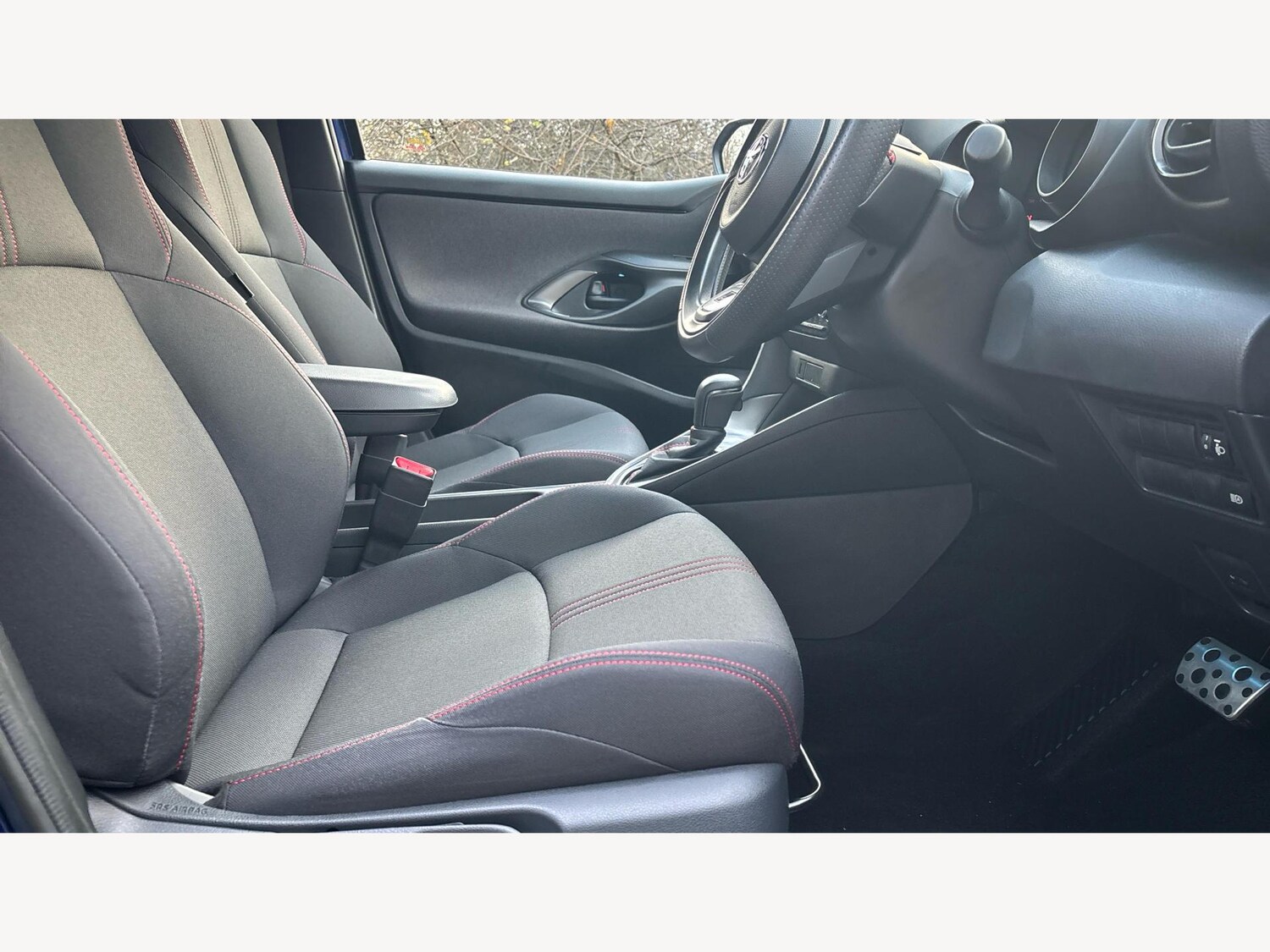 Used Toyota Yaris 2022 for sale - 76620299: Photo 13