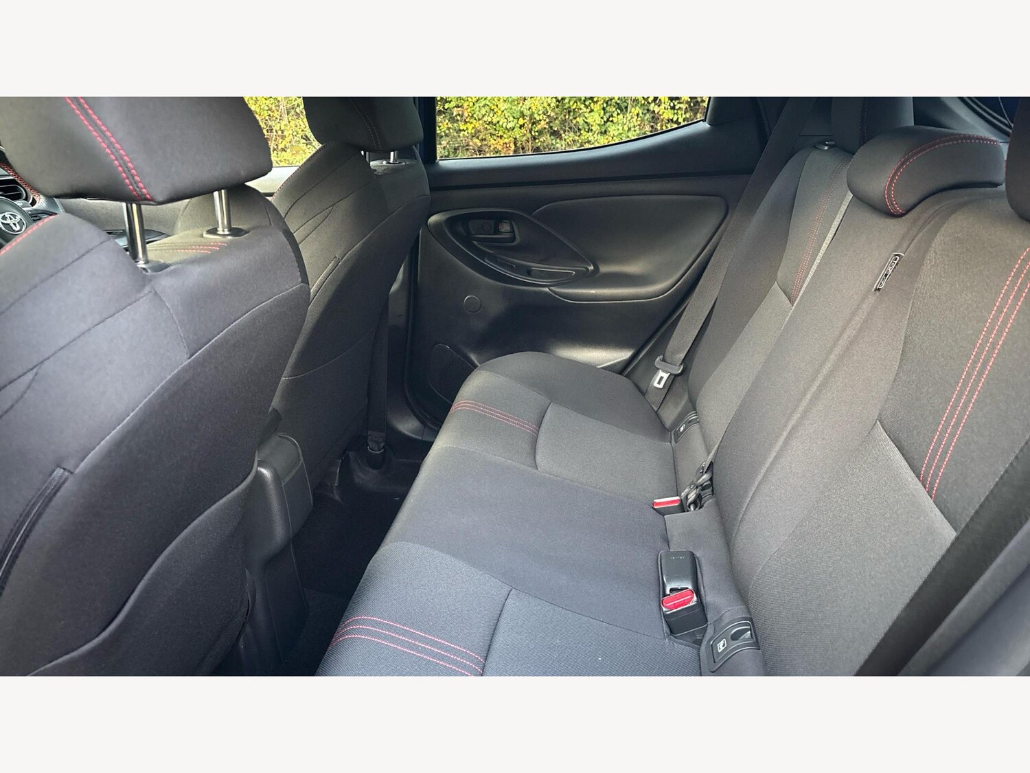 Used Toyota Yaris 2022 for sale - 76620299: Photo 15