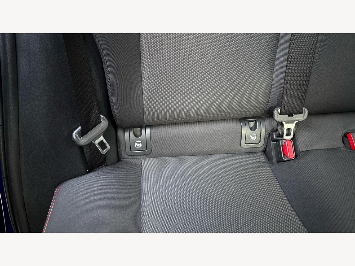 Used Toyota Yaris 2022 for sale - 76620299: Photo 32