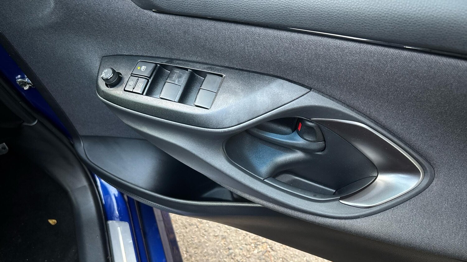 Used Toyota Yaris 2022 for sale - 76620299: Photo 34