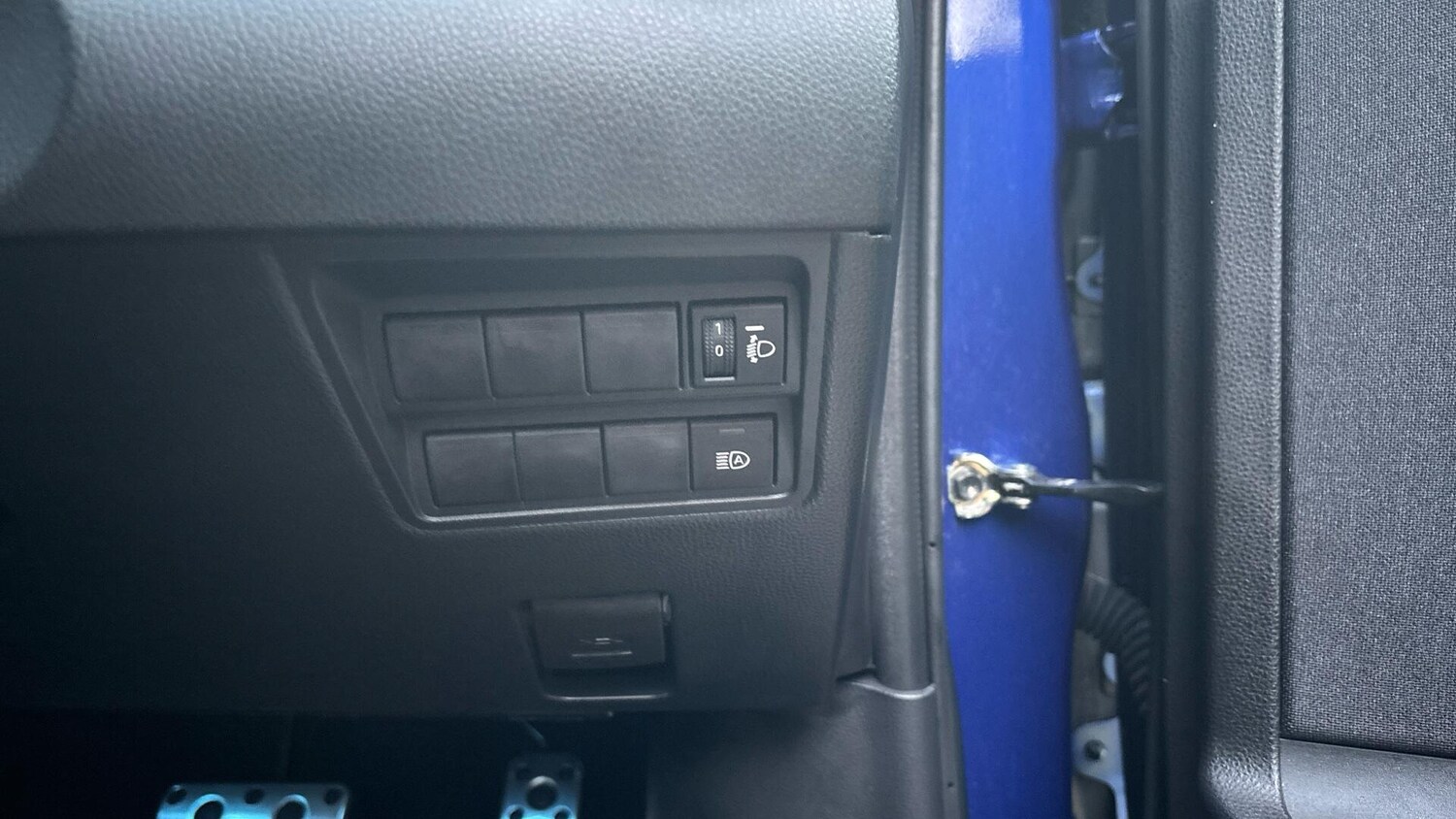 Used Toyota Yaris 2022 for sale - 76620299: Photo 35