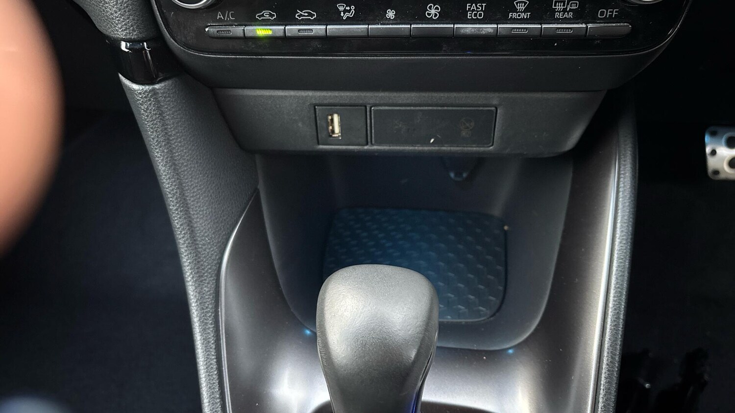 Used Toyota Yaris 2022 for sale - 76620299: Photo 36