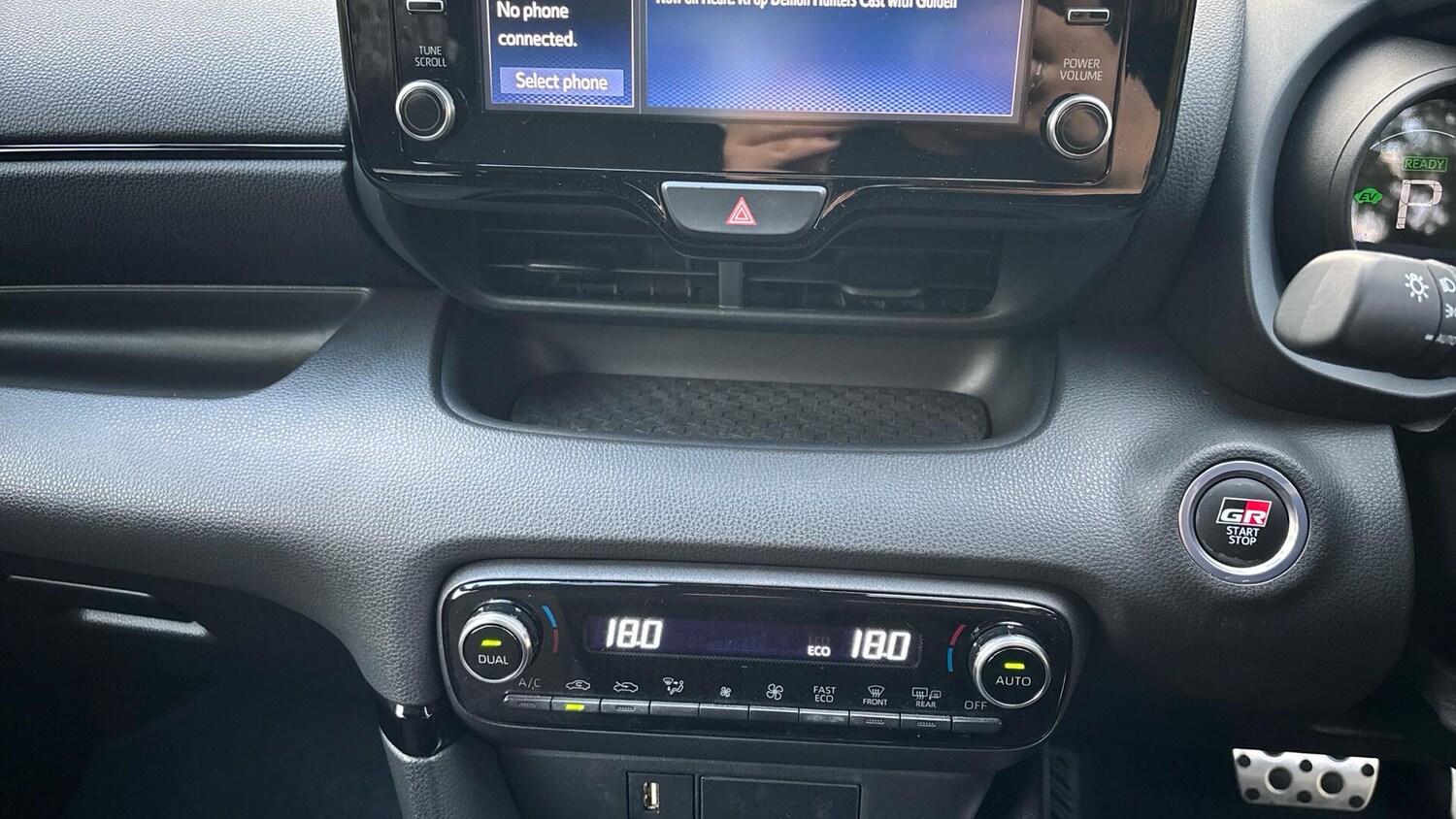 Used Toyota Yaris 2022 for sale - 76620299: Photo 37