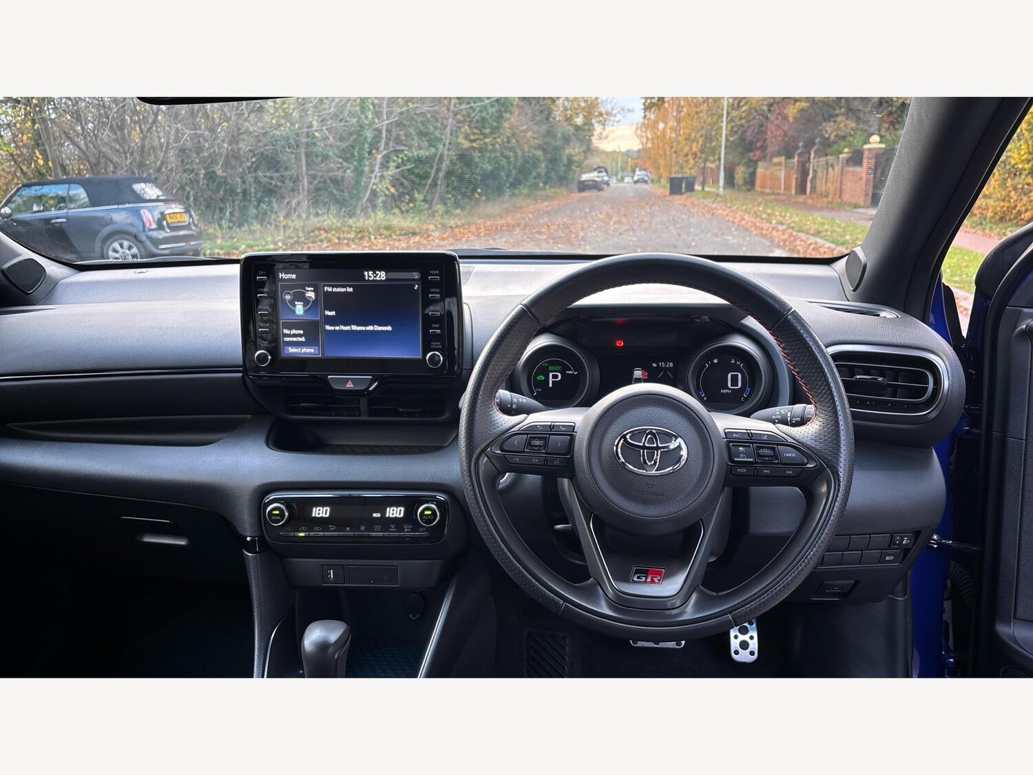 Used Toyota Yaris 2022 for sale - 76620299: Photo 7