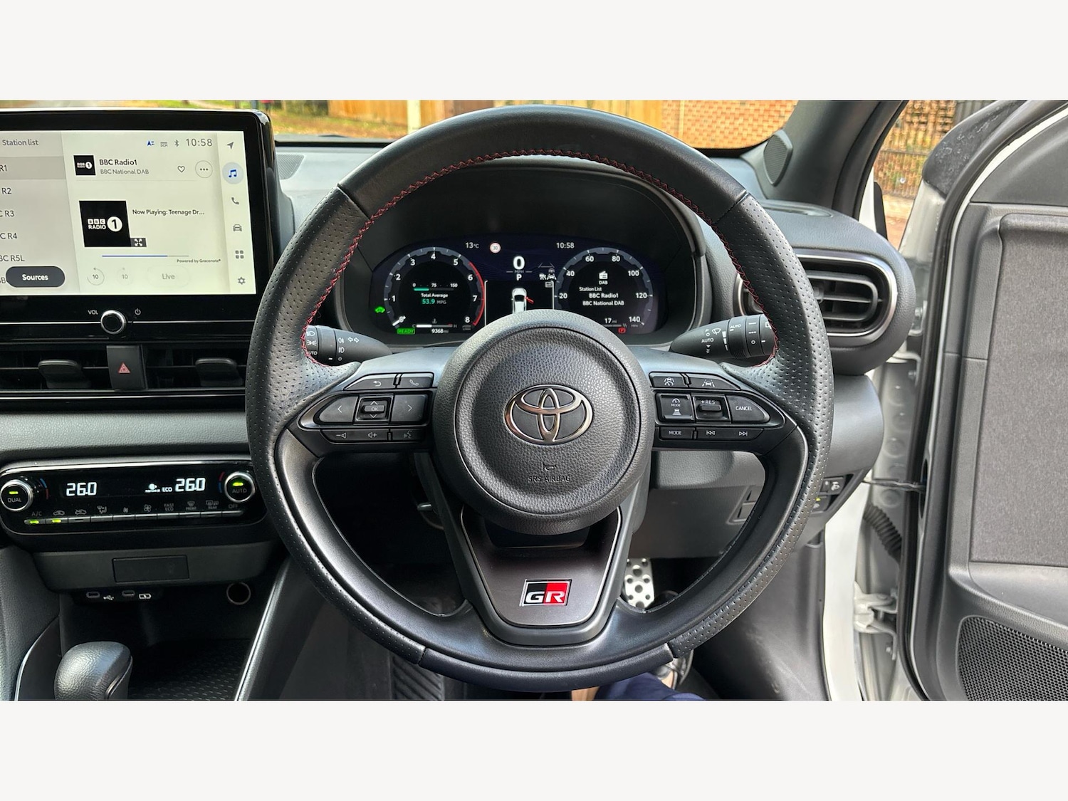 Used Toyota Yaris 2024 for sale - 76936419: Photo 10