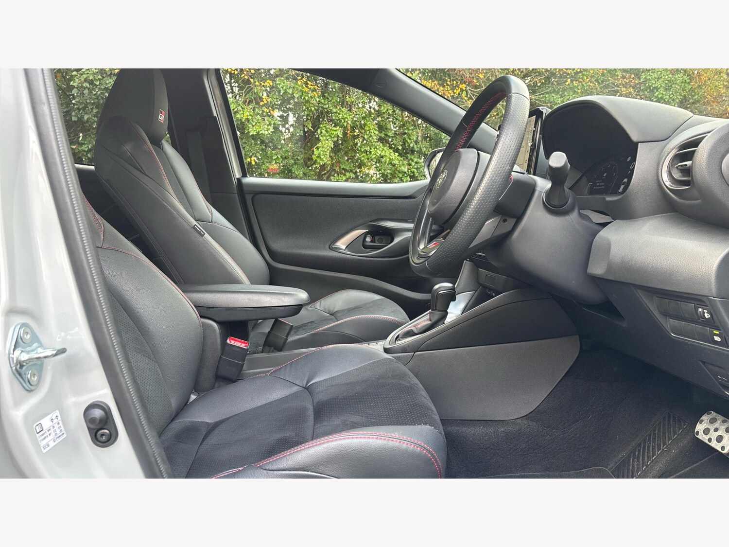 Used Toyota Yaris 2024 for sale - 76936419: Photo 13