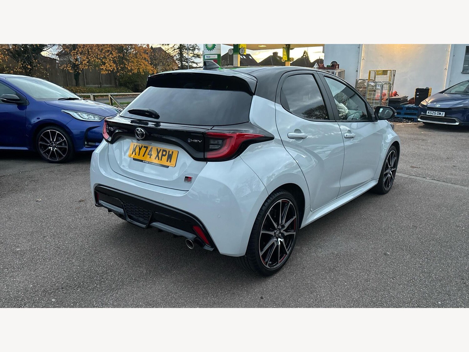 Used Toyota Yaris 2024 for sale - 76936419: Photo 31