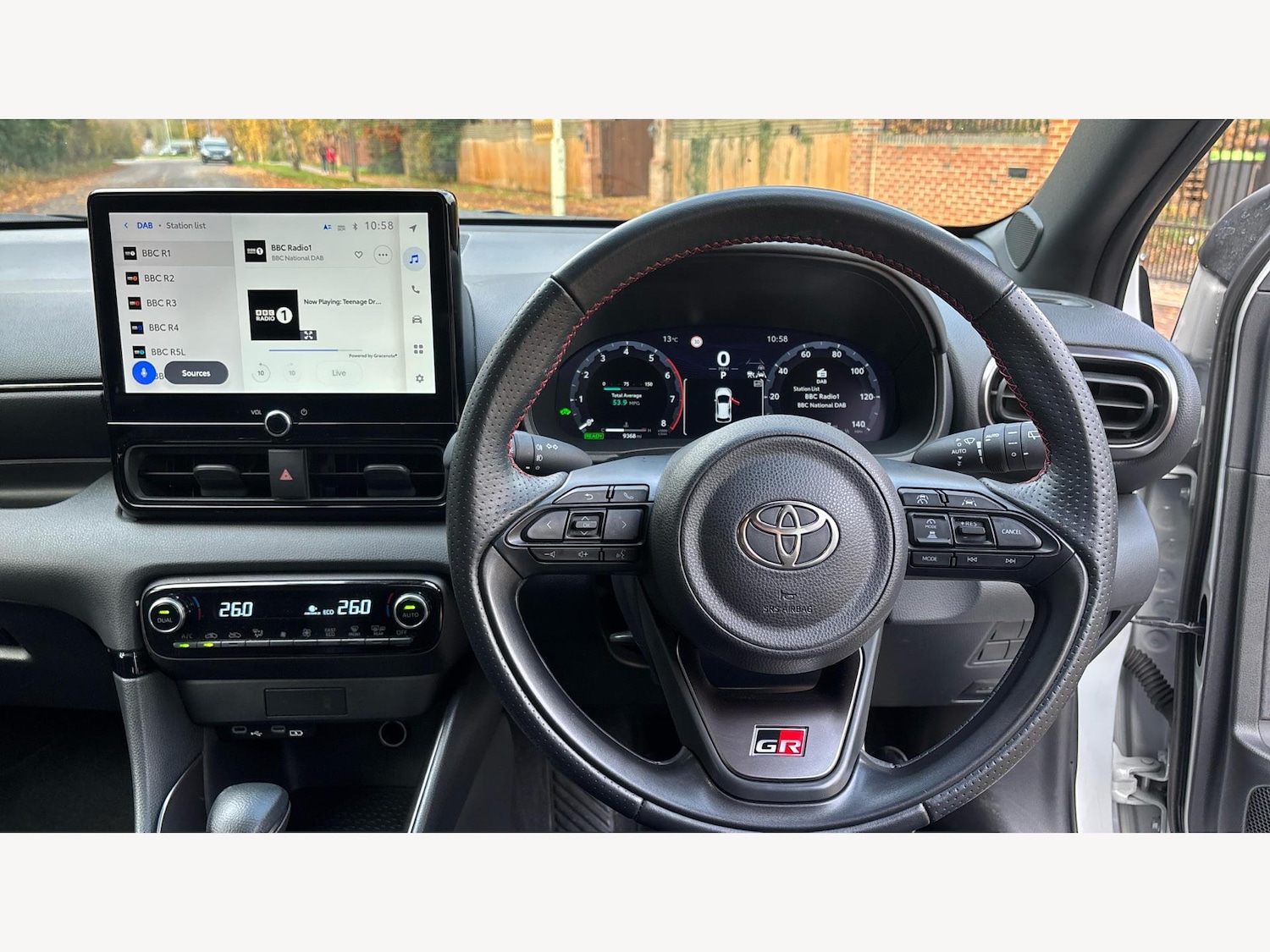 Used Toyota Yaris 2024 for sale - 76936419: Photo 8