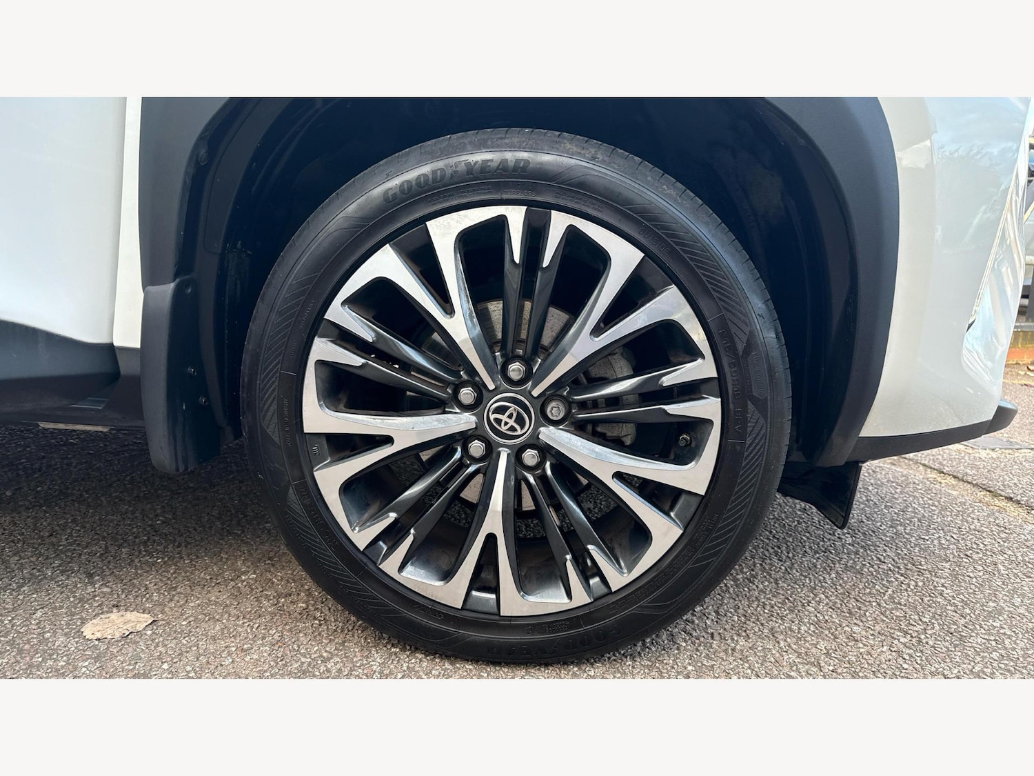 Used Toyota Yaris Cross 2022 for sale - 76527806: Photo 29