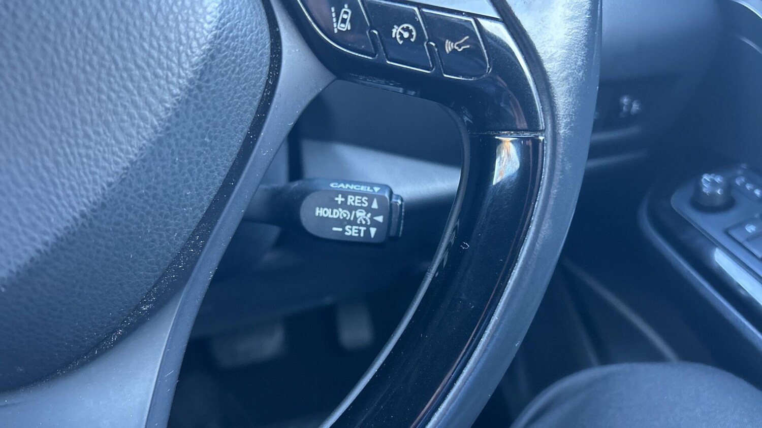 Used Toyota C-HR for sale - 78057728: Photo 34