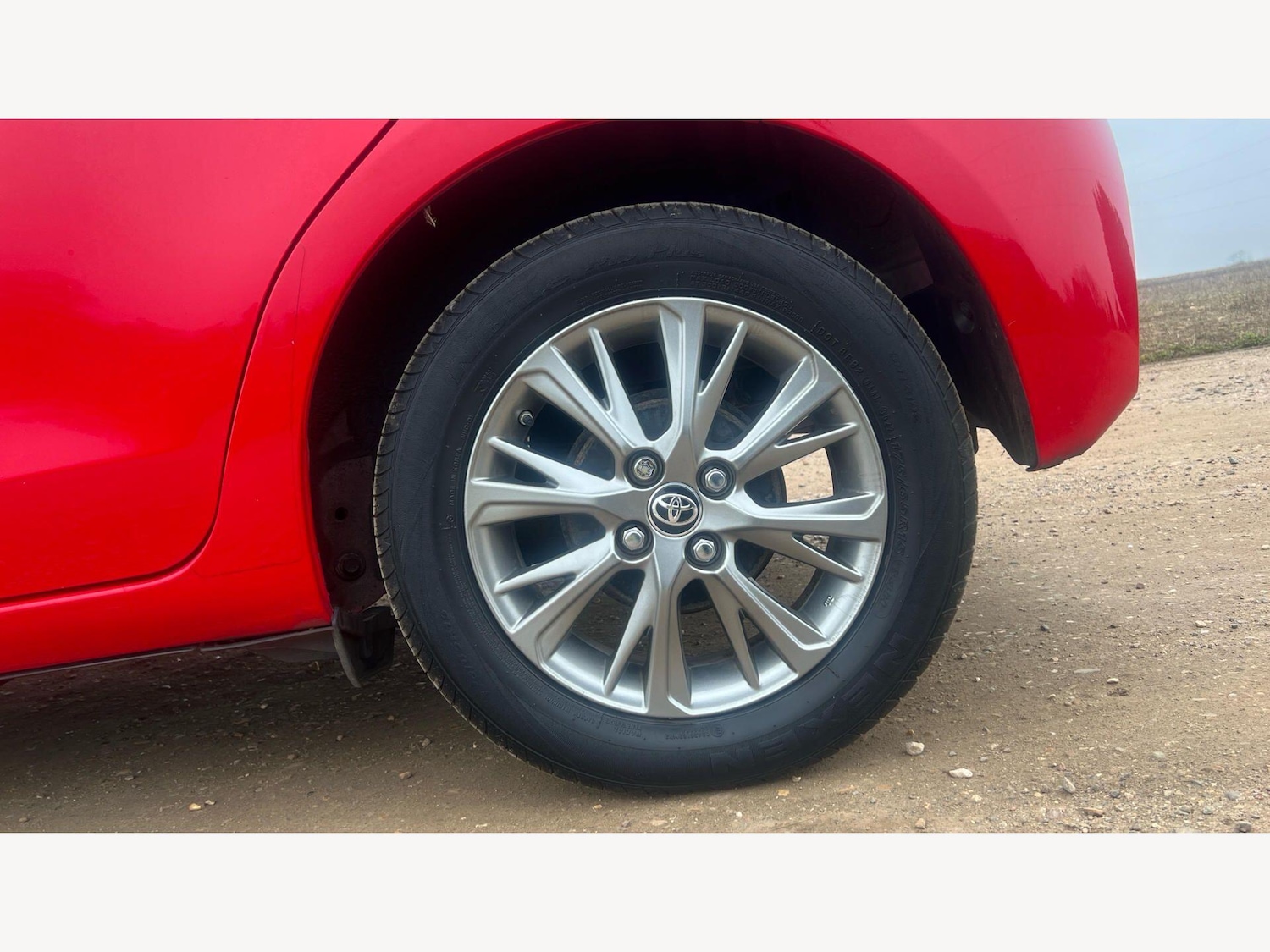 Used Toyota Yaris 2017 for sale - 77794294: Photo 20