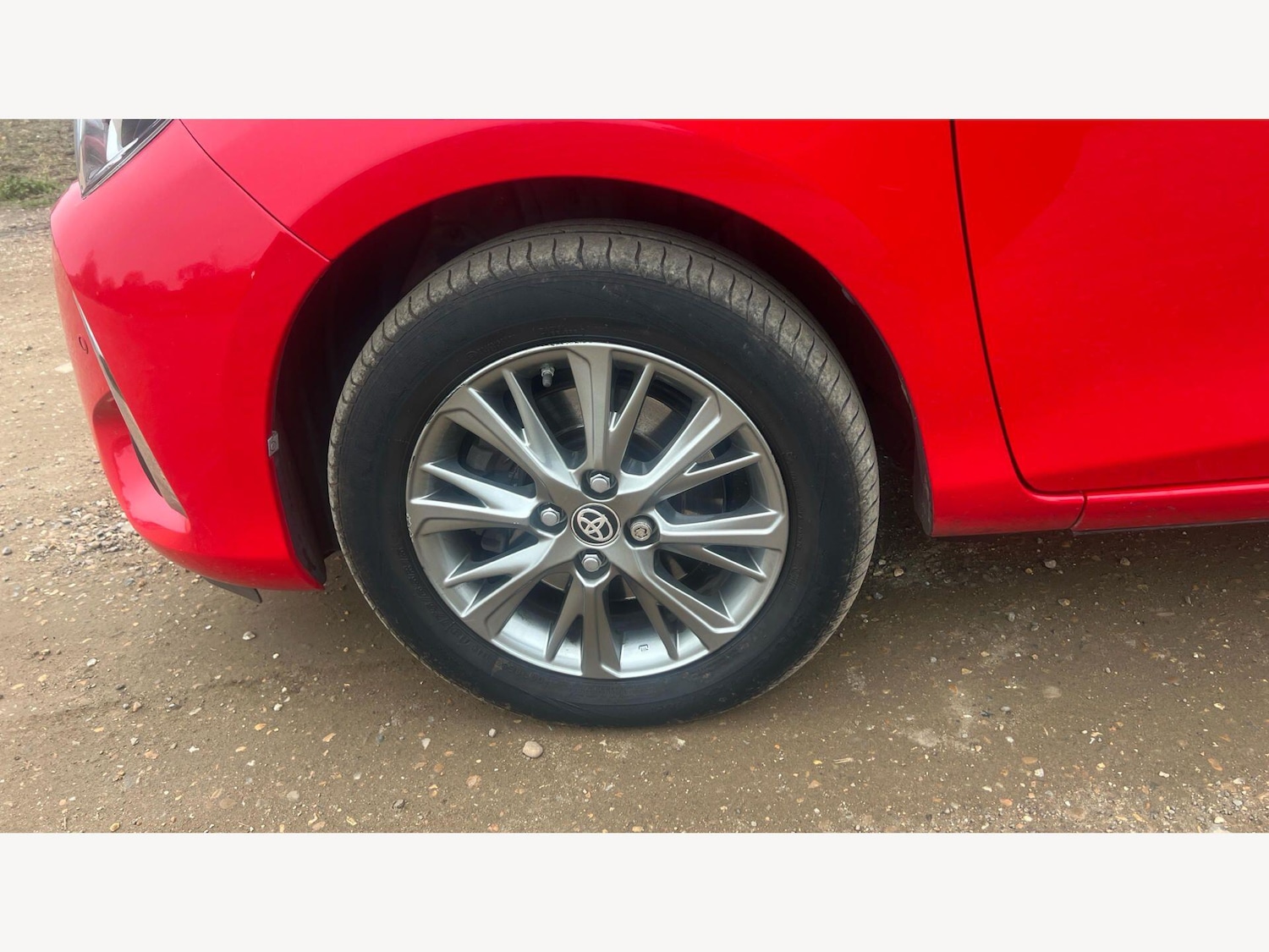 Used Toyota Yaris 2017 for sale - 77794294: Photo 24