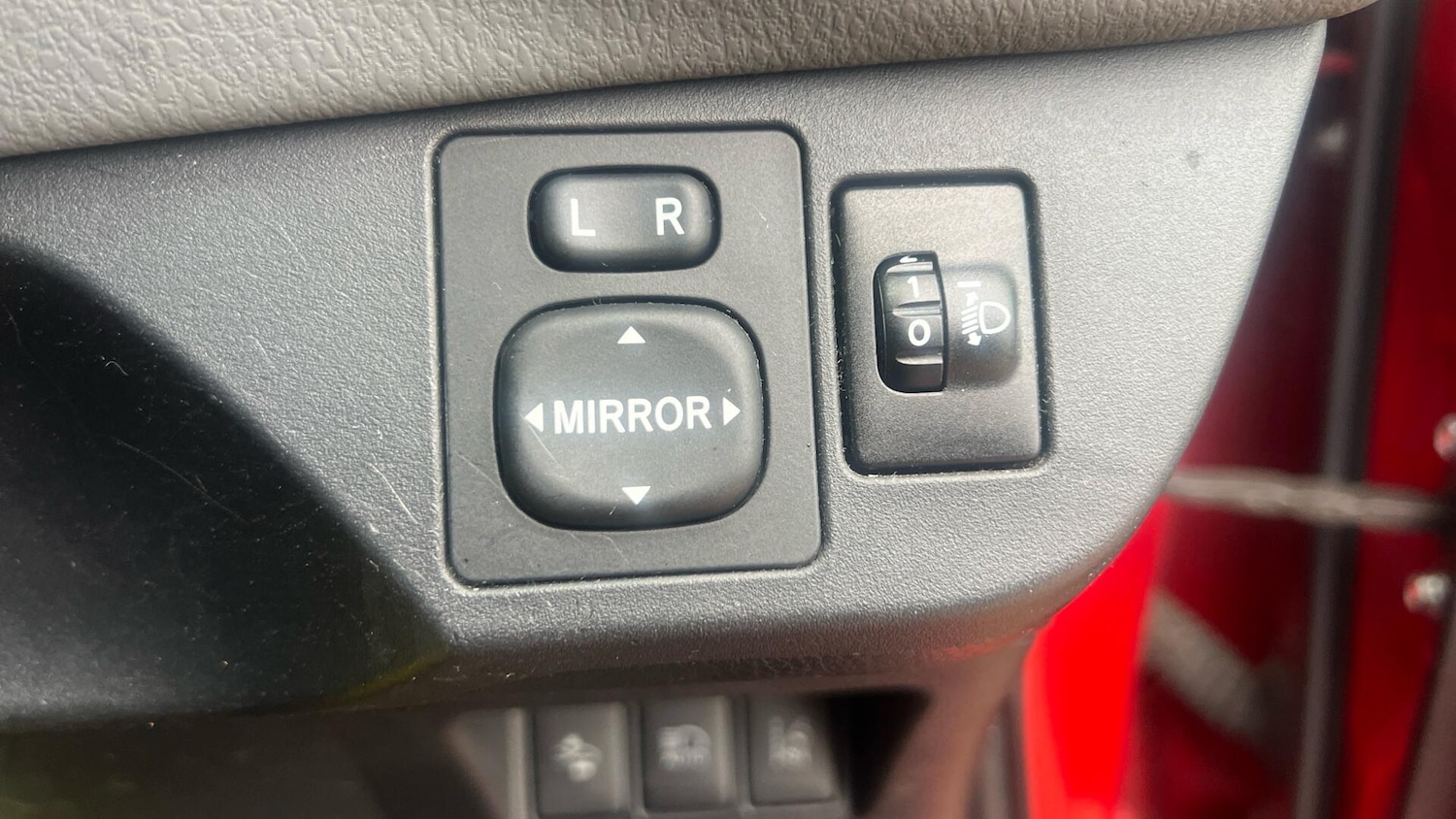 Used Toyota Yaris 2017 for sale - 77794294: Photo 34