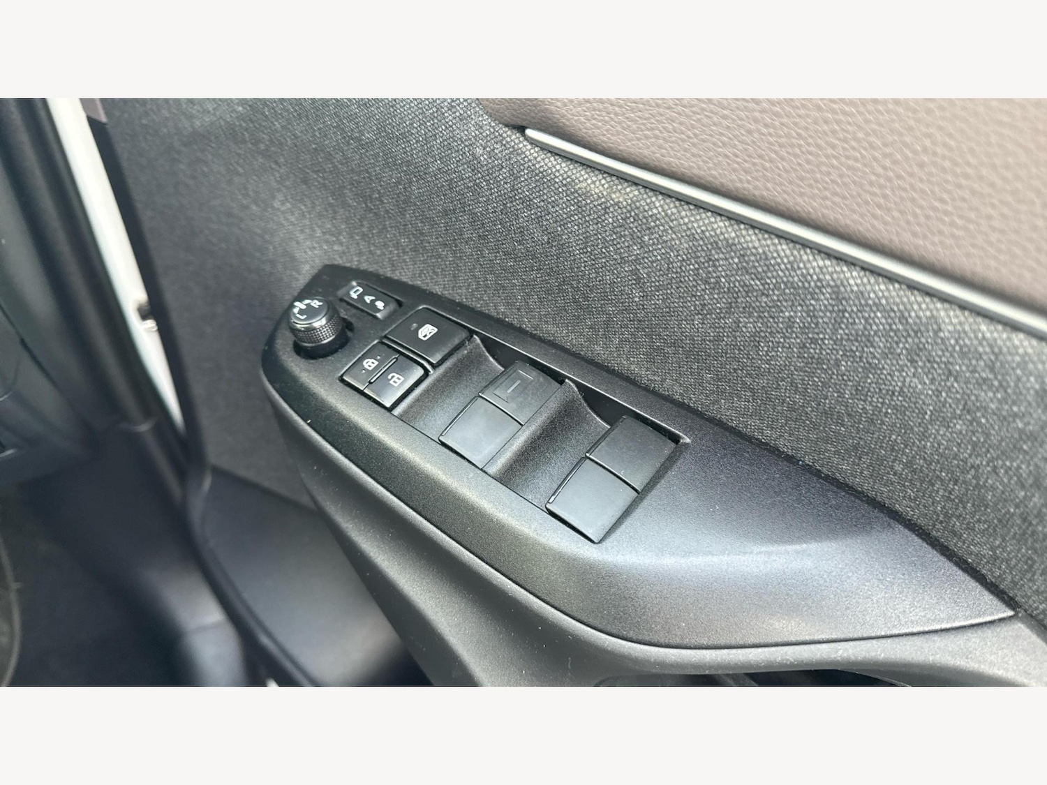 Used Toyota Yaris Cross 2022 for sale - 76381073: Photo 34