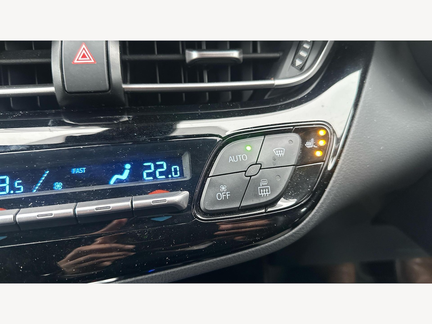 Used Toyota C-HR 2018 for sale - 77230503: Photo 25