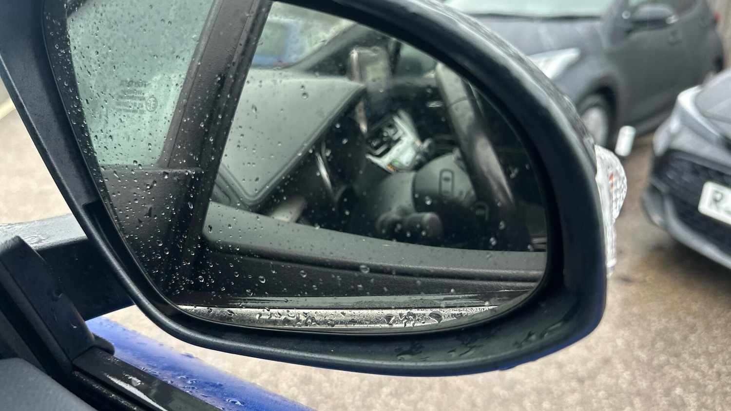 Used Toyota C-HR 2018 for sale - 77230503: Photo 32