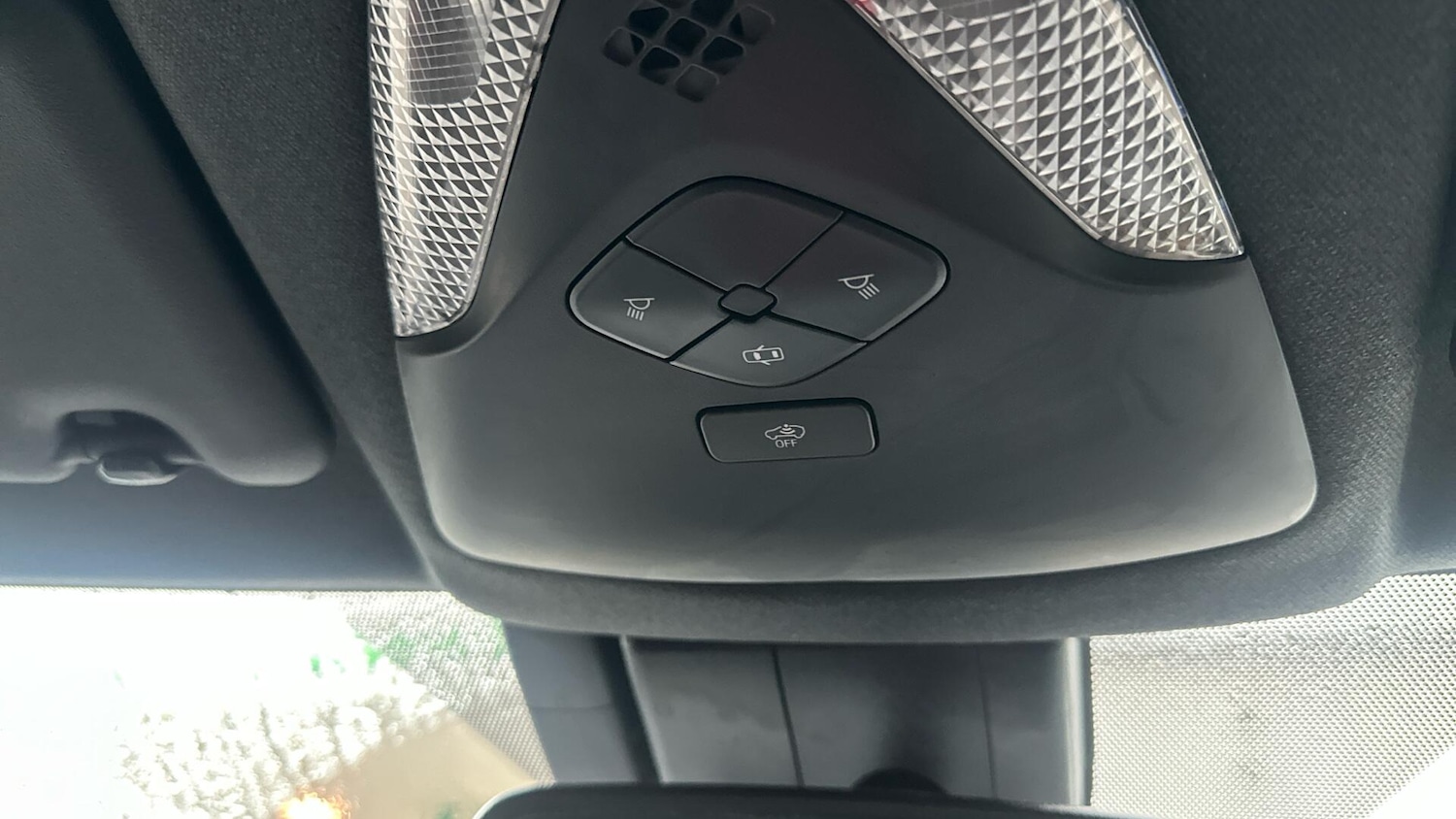 Used Toyota C-HR 2018 for sale - 77230503: Photo 41