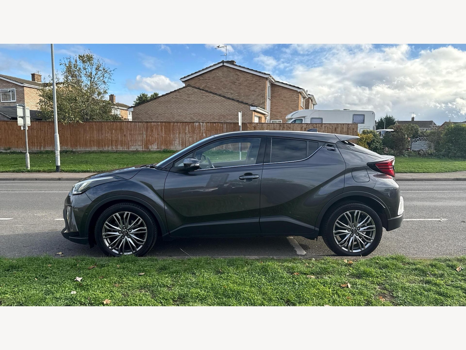 Used Toyota C-HR 2023 for sale - 76349449: Photo 19