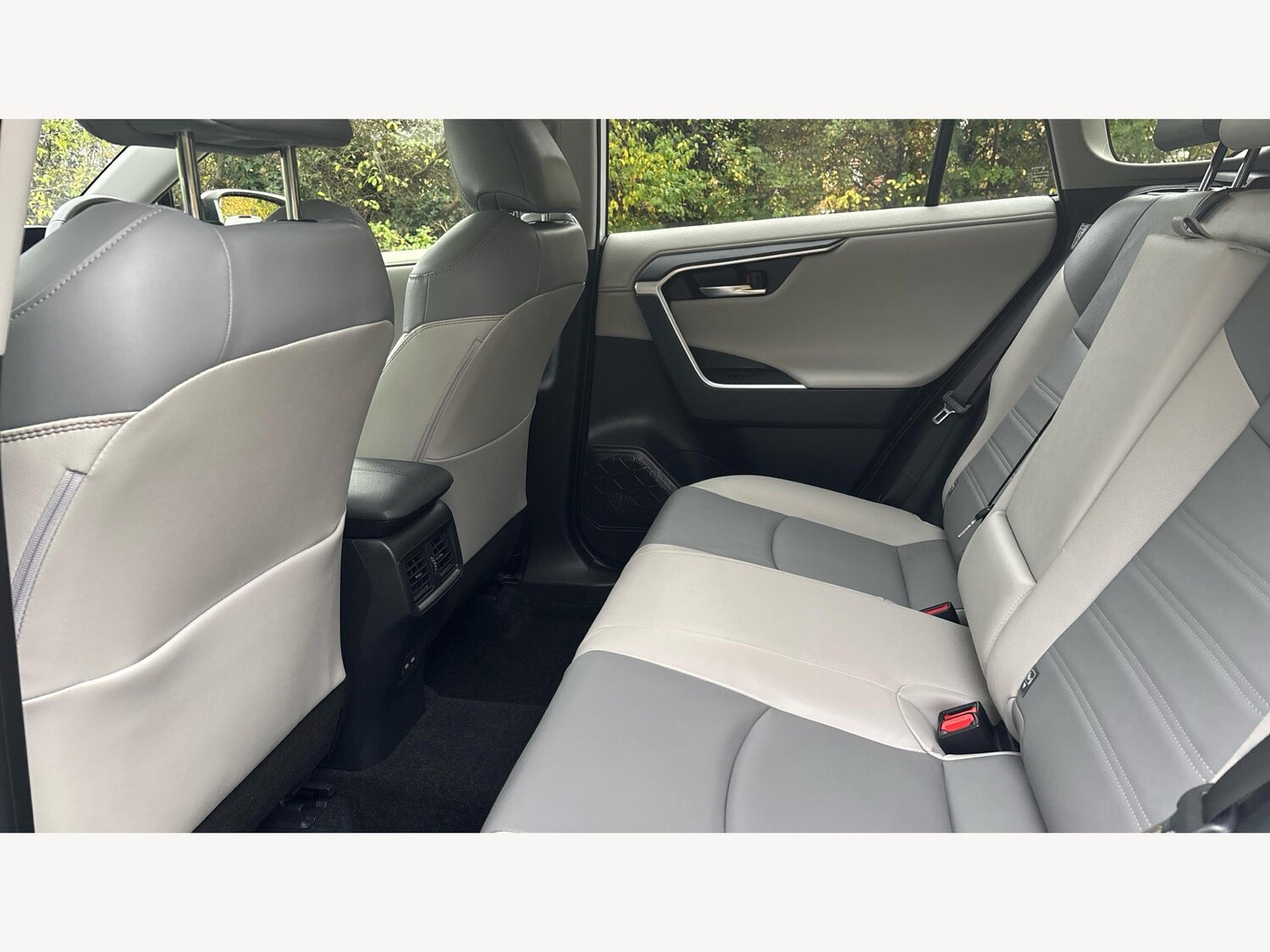 Used Toyota RAV4 2022 for sale - 76247334: Photo 15