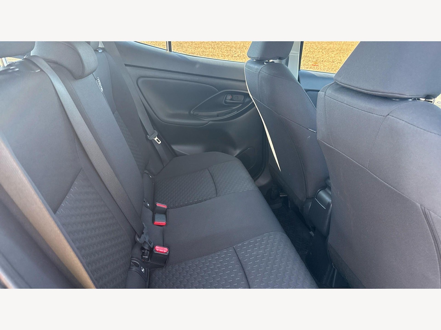 Used Toyota Yaris Cross 2024 for sale - 77993179: Photo 14