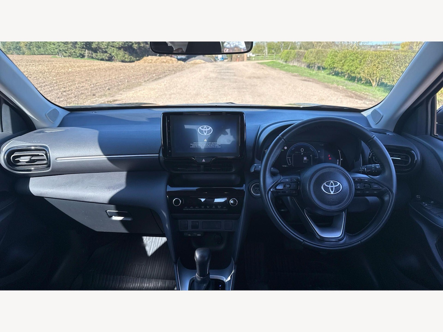 Used Toyota Yaris Cross 2024 for sale - 77993179: Photo 7