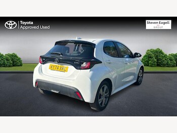 Used Toyota Yaris 2024 for sale - 78475588: Photo