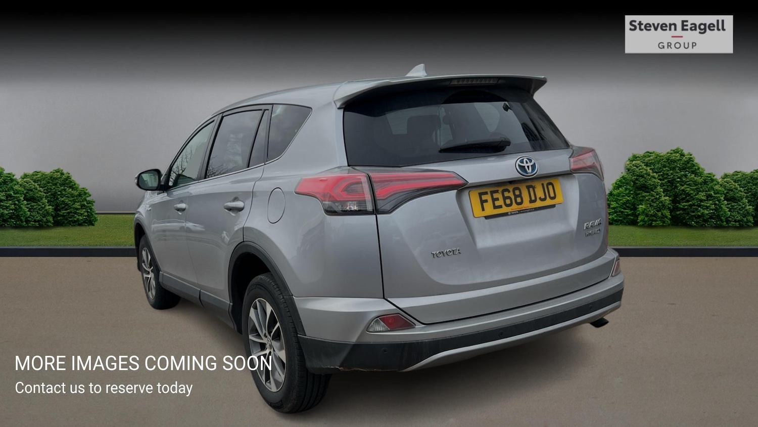 Used Toyota RAV4 2018 for sale - 77626212: Photo 2