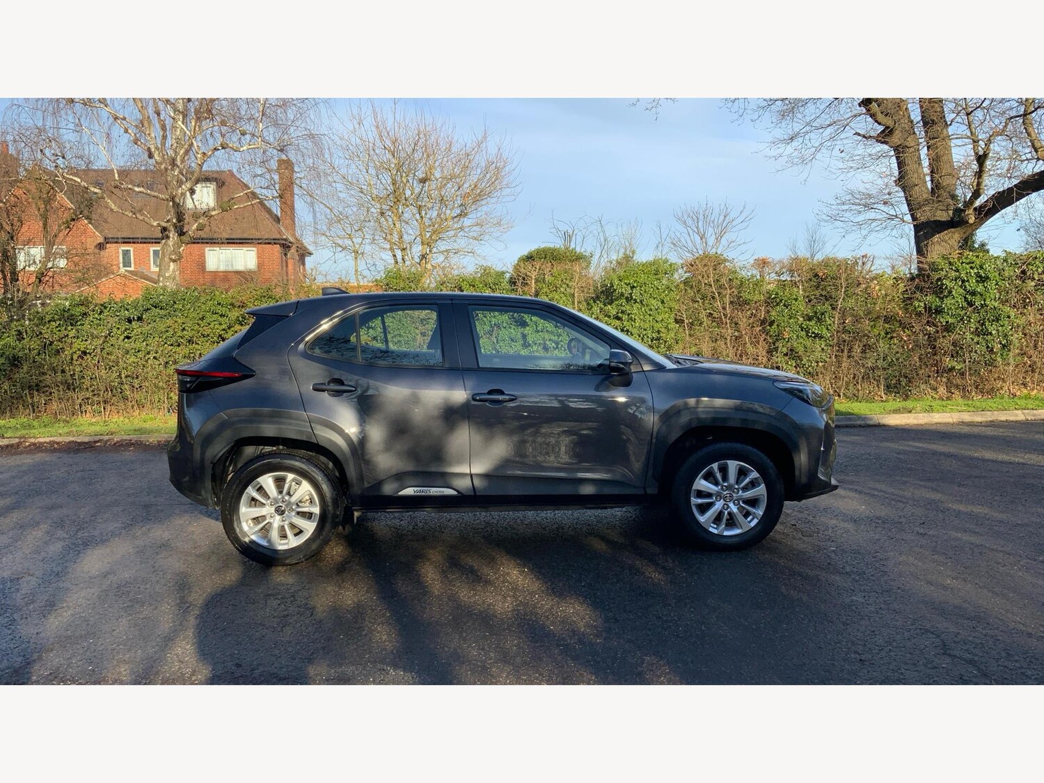 Used Toyota Yaris Cross 2024 for sale - 77320814: Photo 18