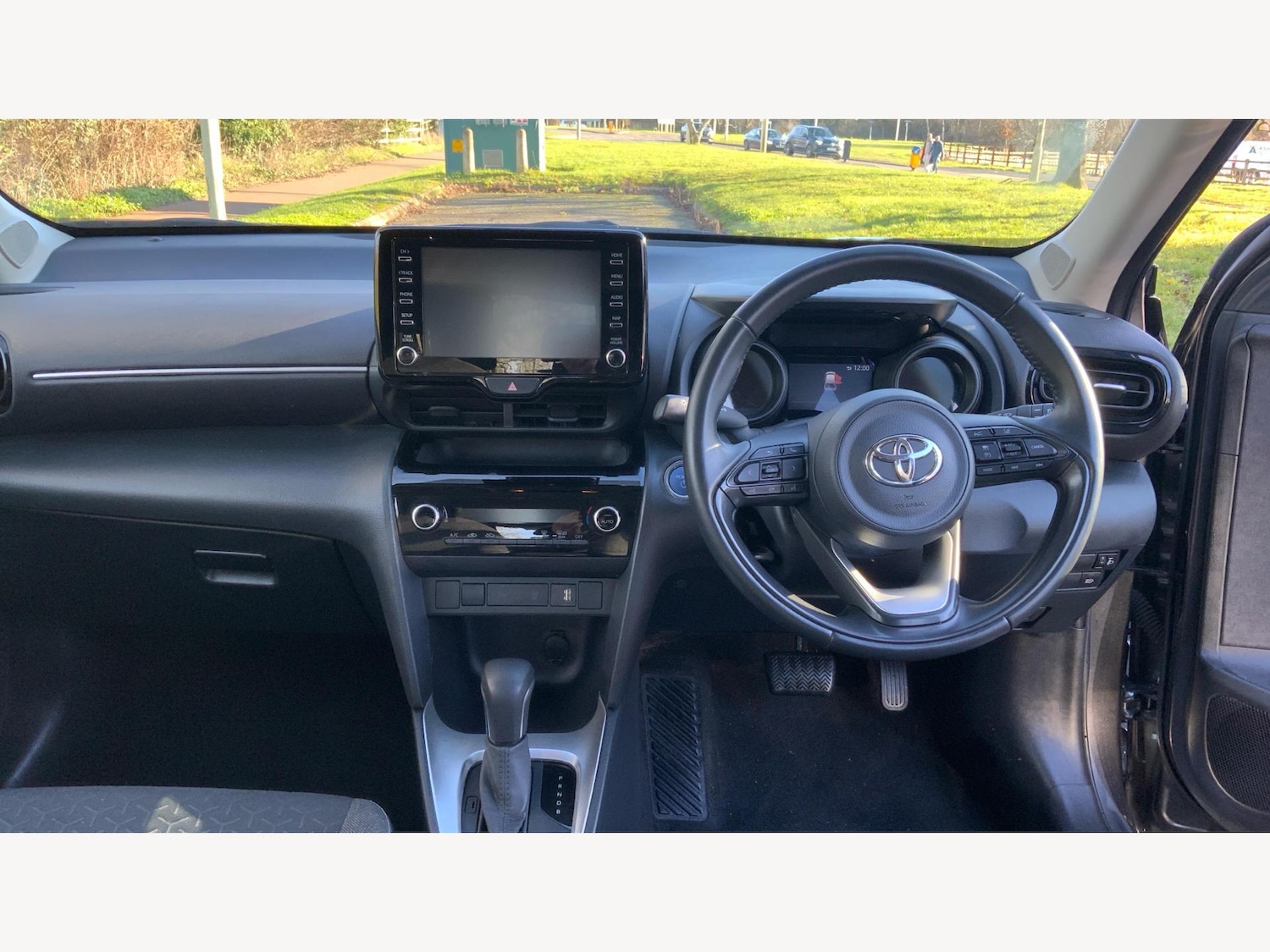 Used Toyota Yaris Cross 2024 for sale - 77320814: Photo 7