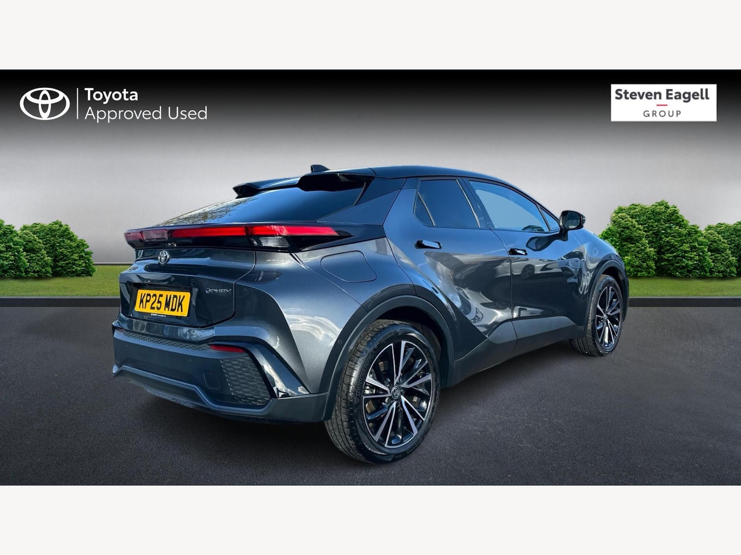 Used Toyota C-HR 2025 for sale - 76849827: Photo 2