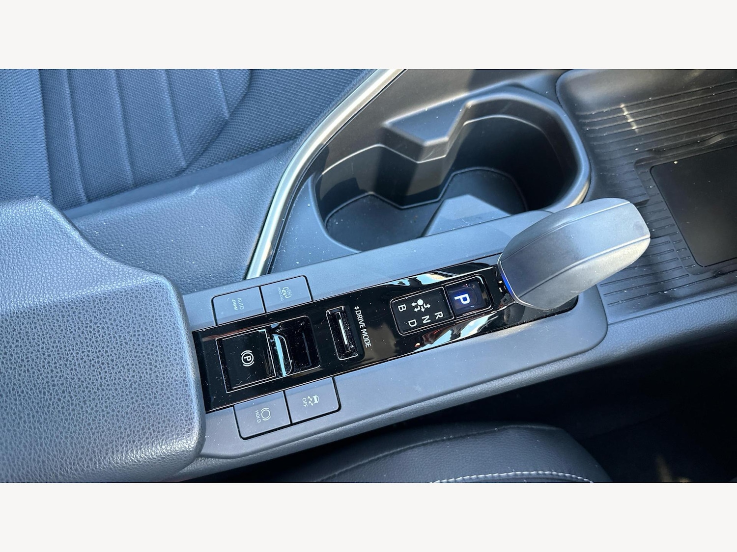 Used Toyota C-HR 2025 for sale - 76849827: Photo 26