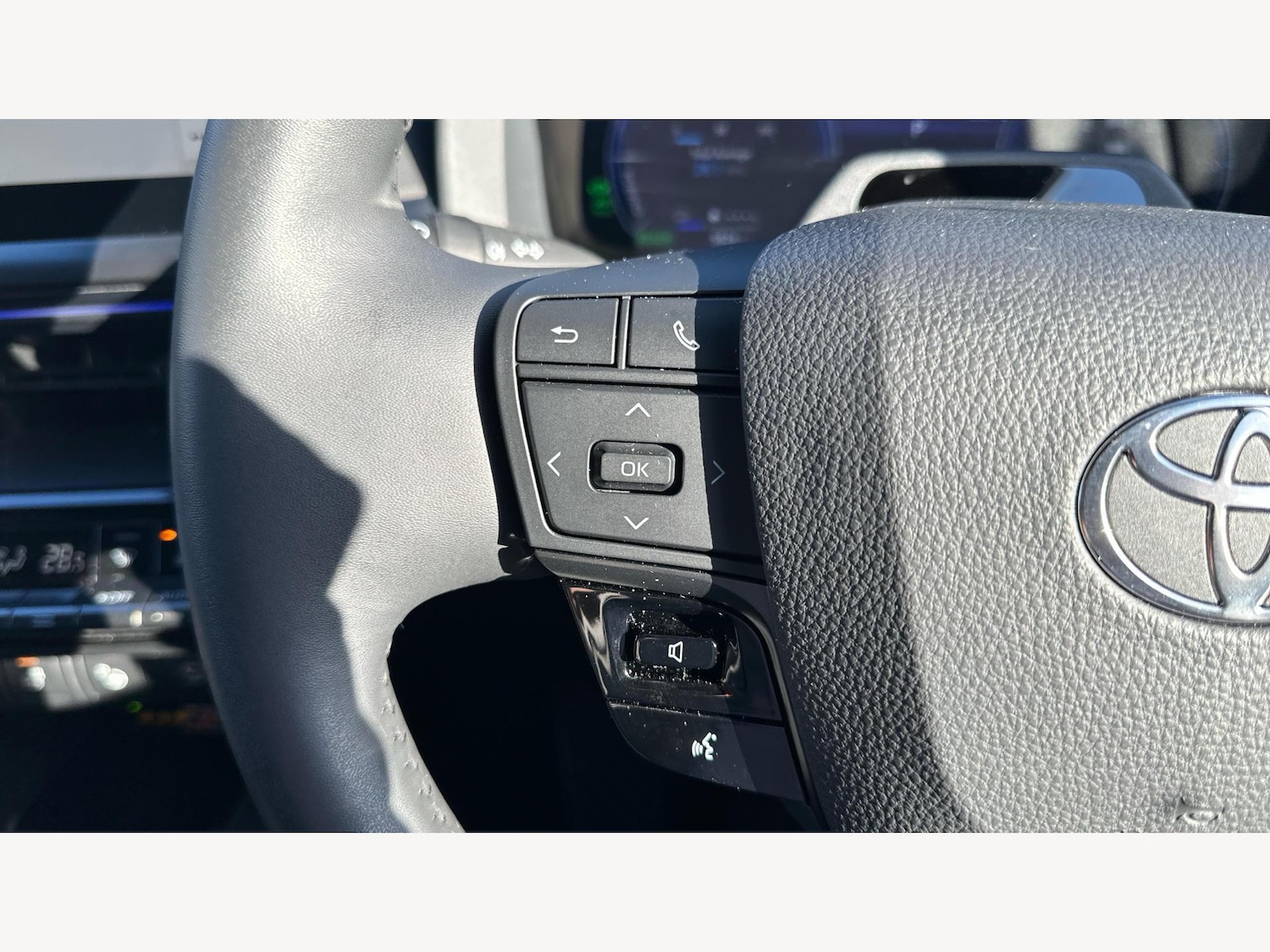 Used Toyota C-HR 2025 for sale - 76849827: Photo 28