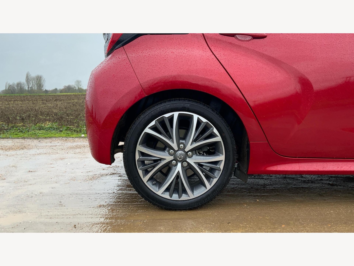 Used Toyota Yaris 2022 for sale - 76689459: Photo 23