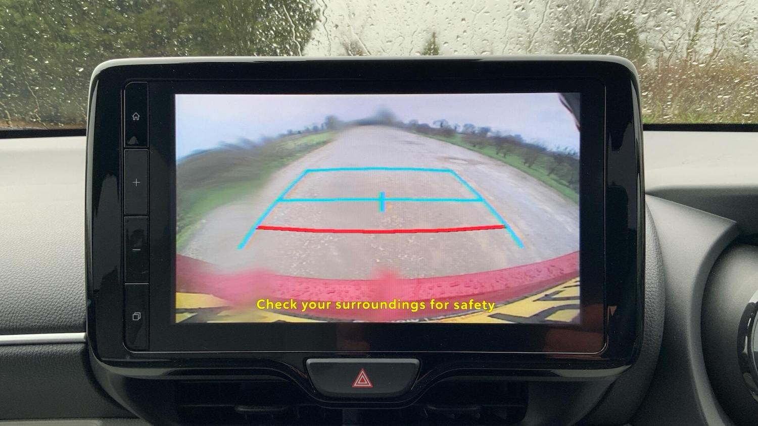 Used Toyota Yaris 2022 for sale - 76689459: Photo 37