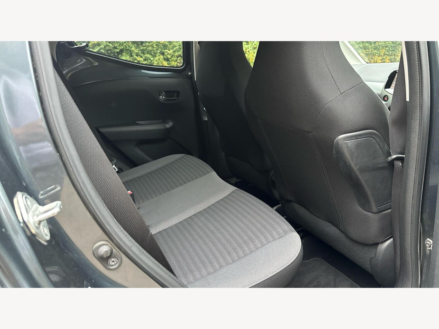 Used Toyota AYGO 2018 for sale - 76326836: Photo 14