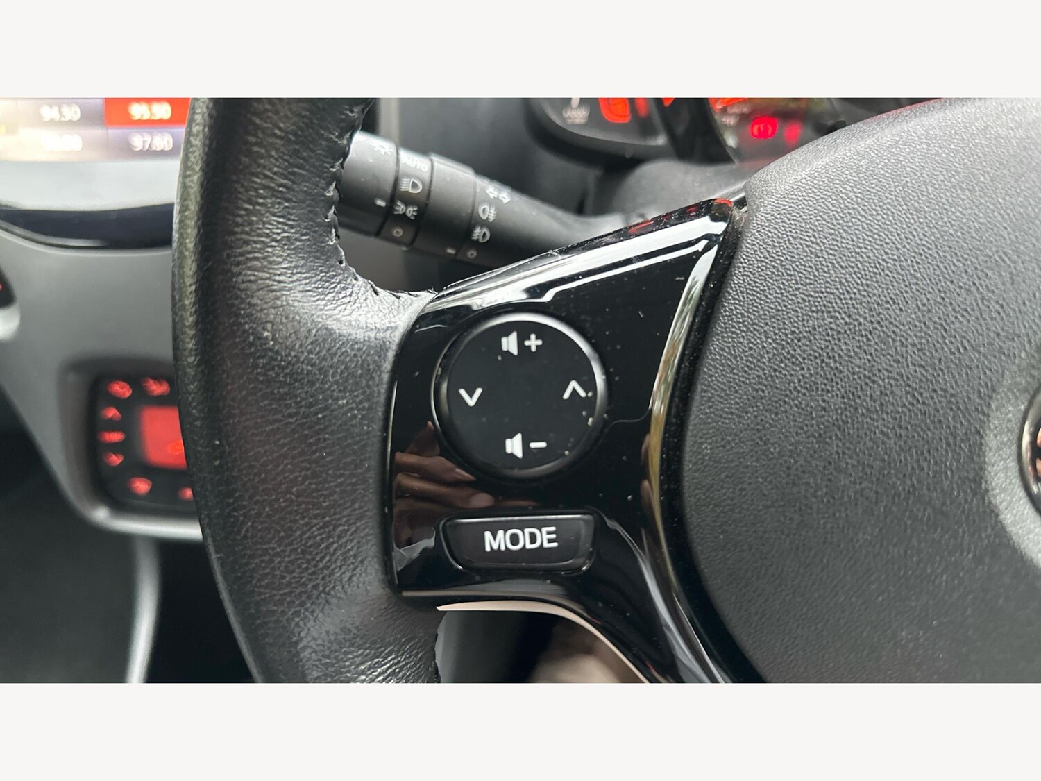 Used Toyota AYGO 2018 for sale - 76326836: Photo 28