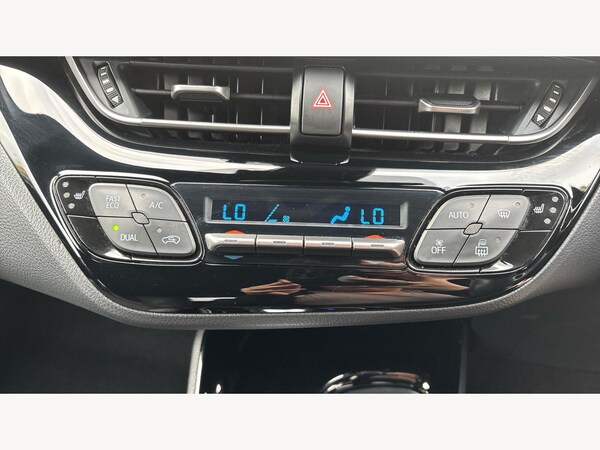 Used Toyota C-HR 2022 for sale - 76239805: Photo 22