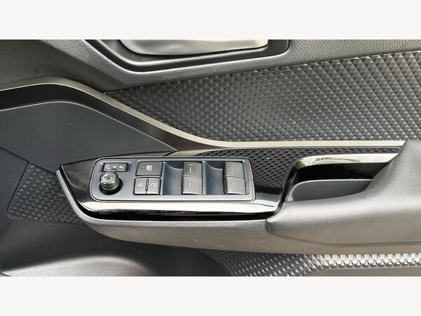 Used Toyota C-HR 2022 for sale - 76239805: Photo 29