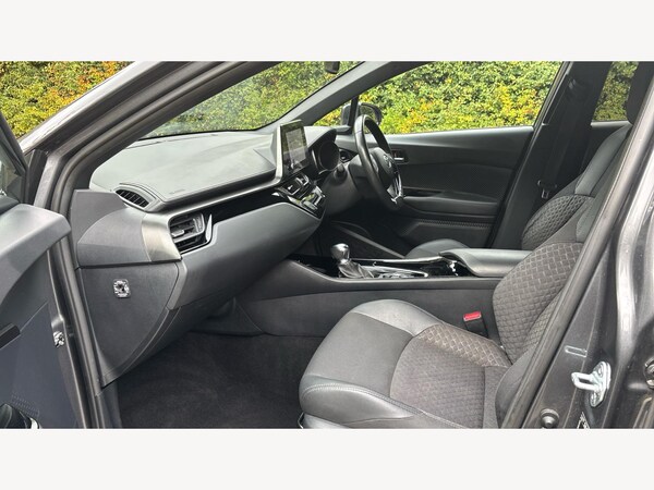 Used Toyota C-HR 2022 for sale - 76239805: Photo 36
